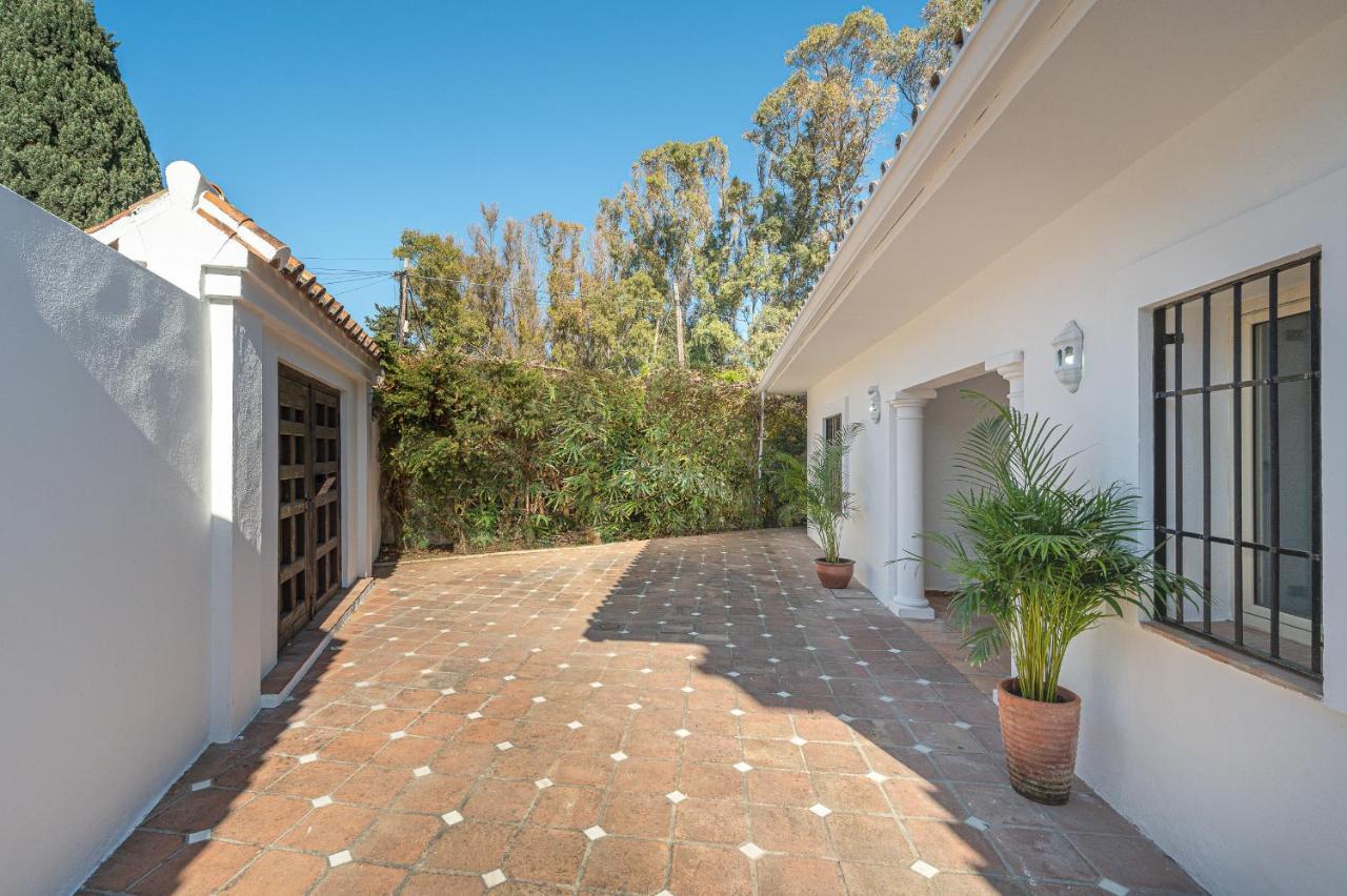 Banus 10 Minutos Villa Estepona Bagian luar foto