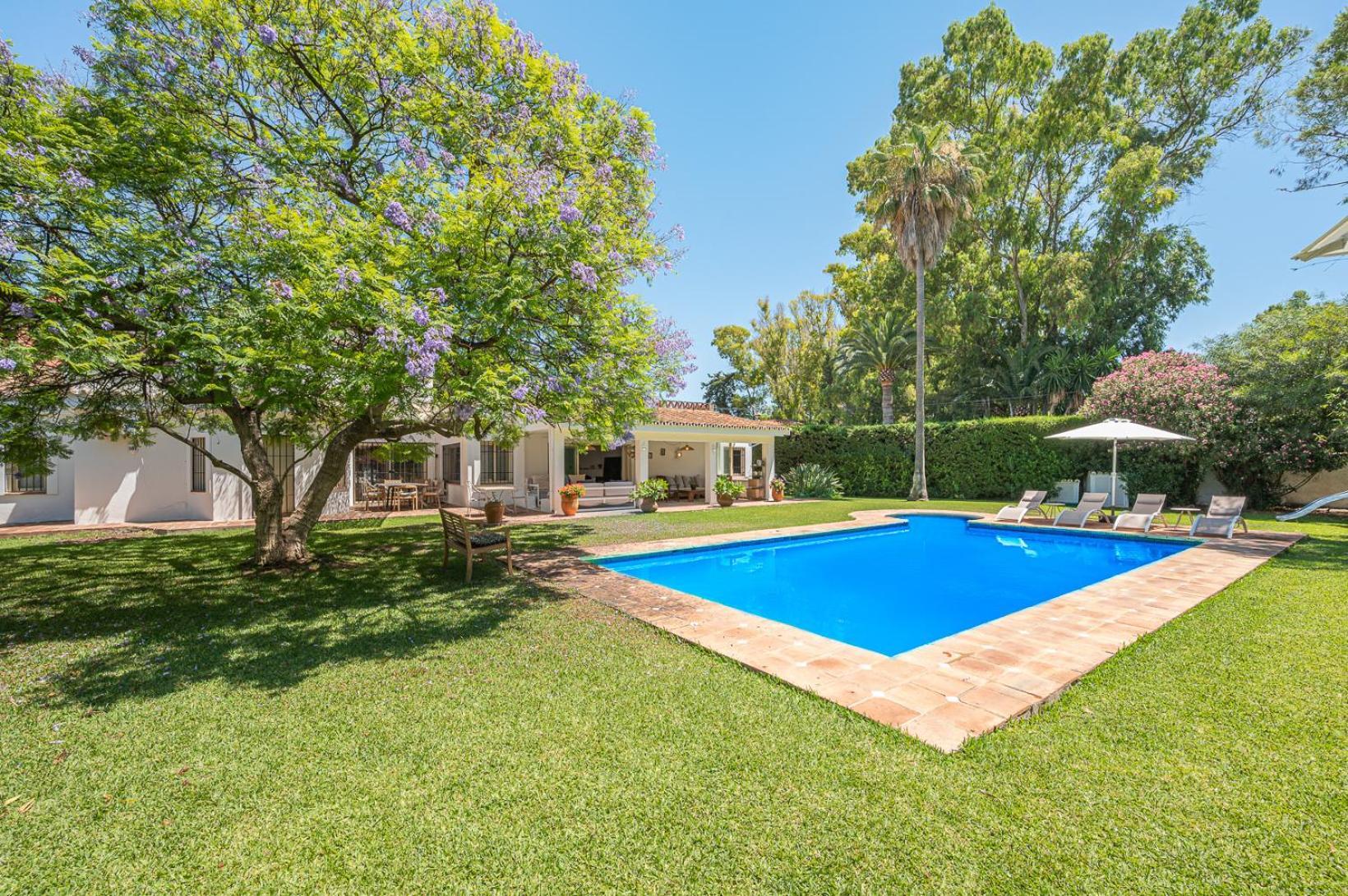 Banus 10 Minutos Villa Estepona Bagian luar foto